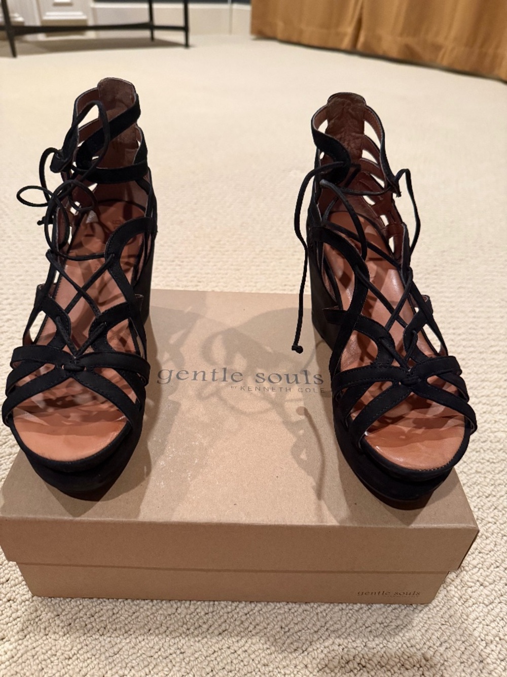 Gentle Souls by Kenneth Cole, black & mushroom color wedge